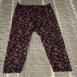 Old Navy Black Capri Leggings with Pink Floral Pattern